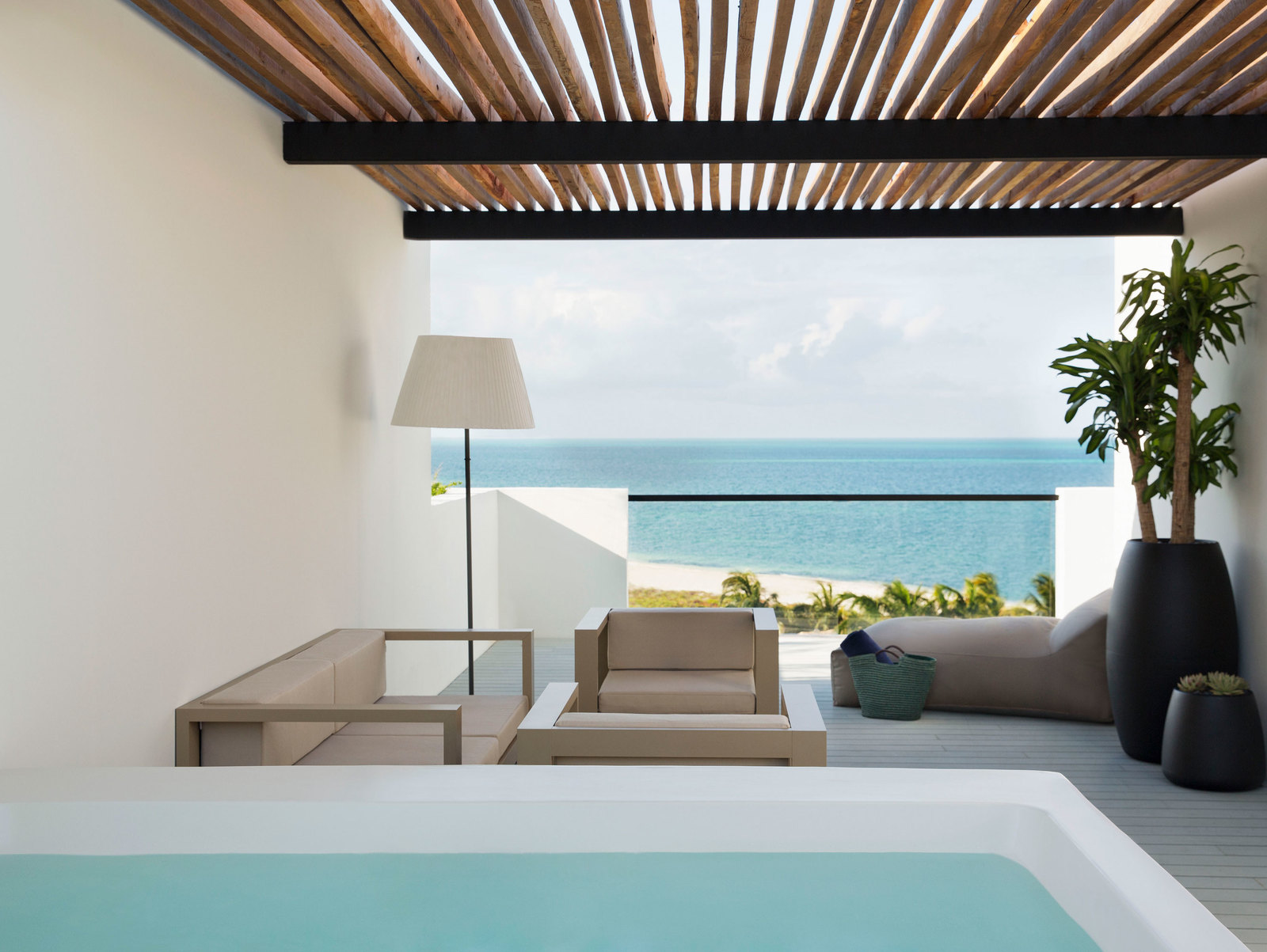 Luxury Suite Ocean View